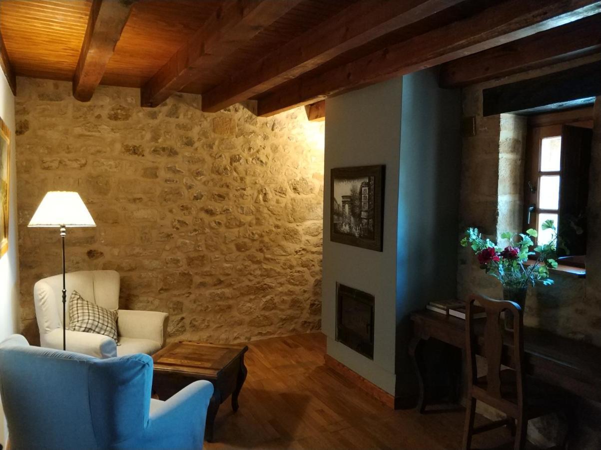 Villanueva la Lastra Posada Torre Palacio La Taxuela מראה חיצוני תמונה