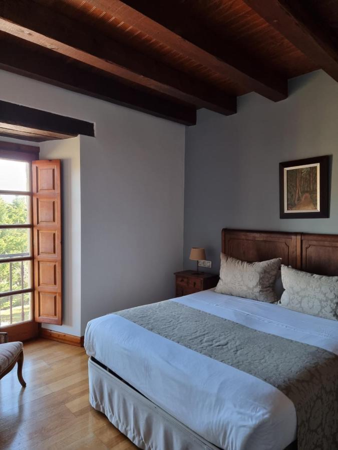 Villanueva la Lastra Posada Torre Palacio La Taxuela מראה חיצוני תמונה