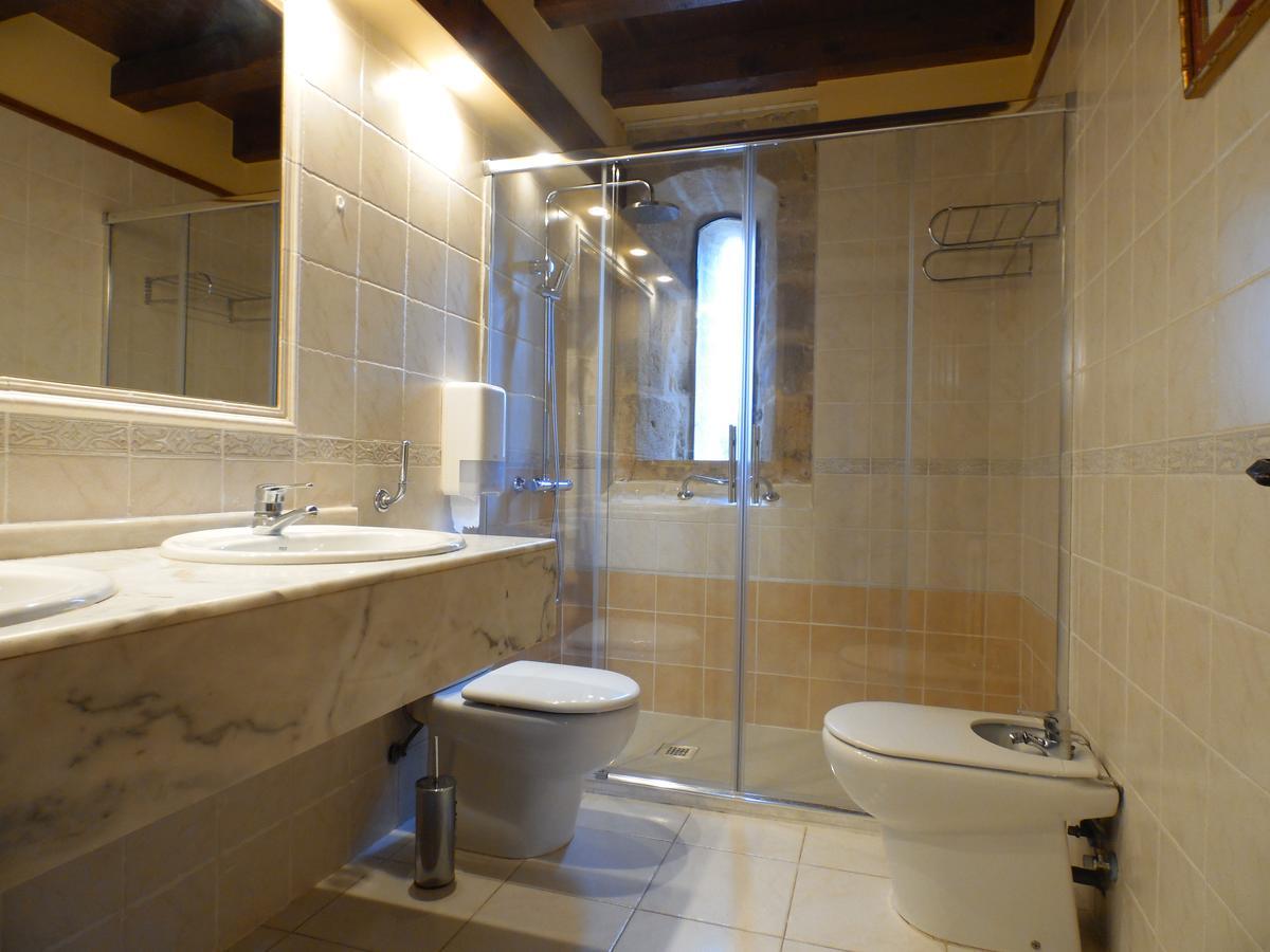Villanueva la Lastra Posada Torre Palacio La Taxuela מראה חיצוני תמונה