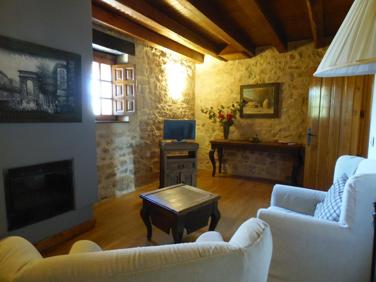 Villanueva la Lastra Posada Torre Palacio La Taxuela מראה חיצוני תמונה